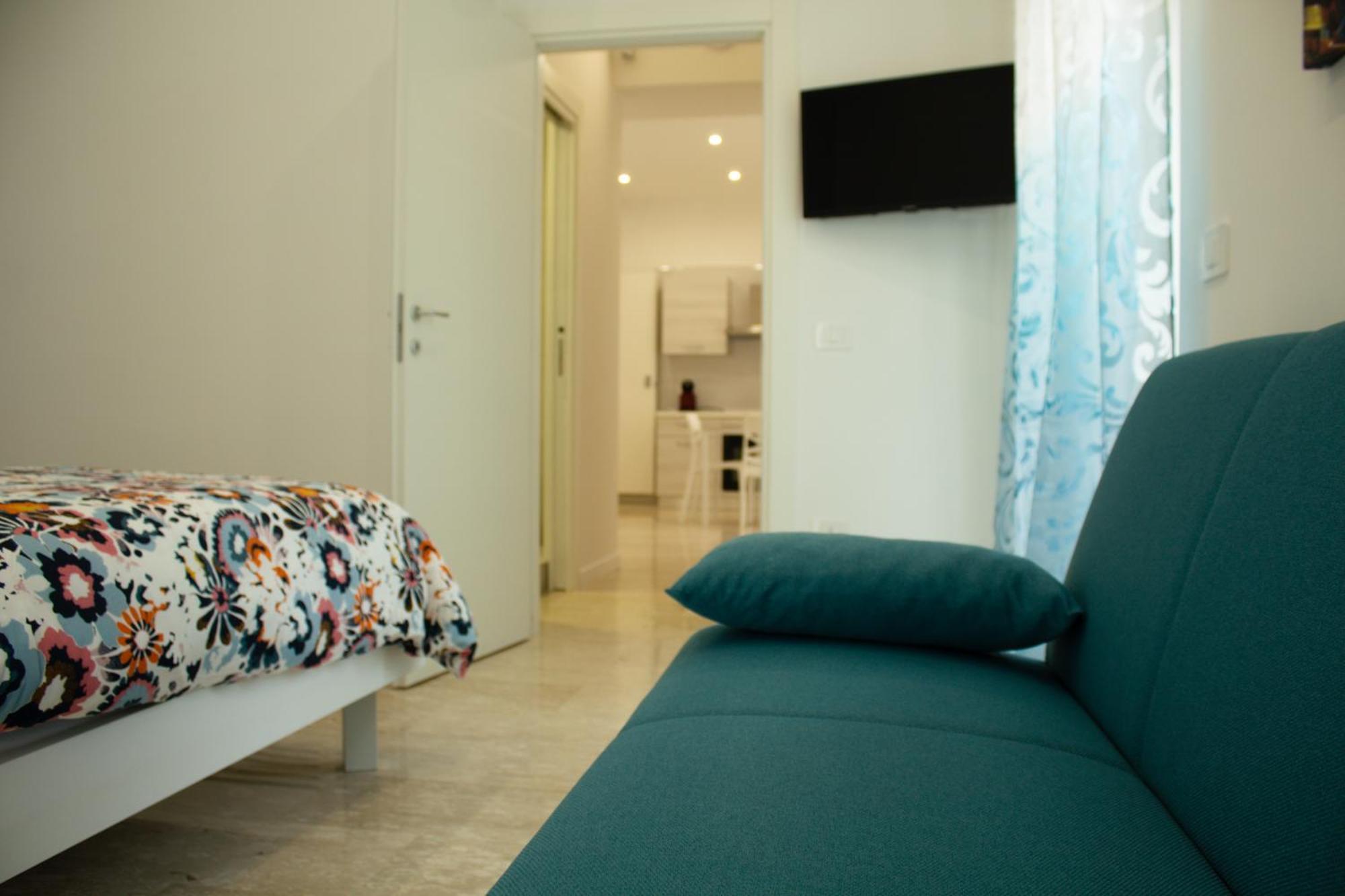 Casa Di Nonna Rosy Hotel Napoli Bagian luar foto